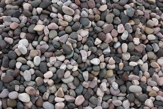 印尼泗水時產(chǎn)100-200噸鵝卵石破碎項目