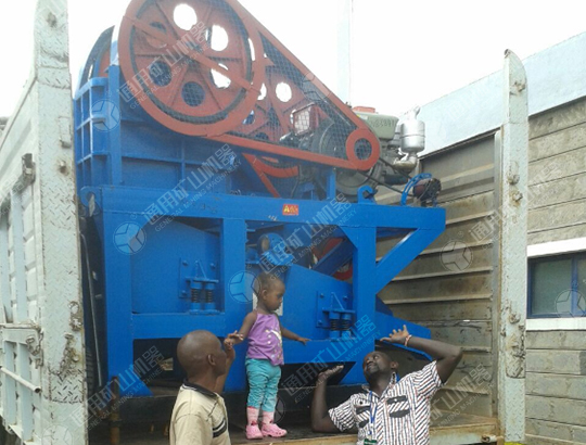 非洲烏干達客戶時產(chǎn)10噸玄武巖破碎生產(chǎn)線