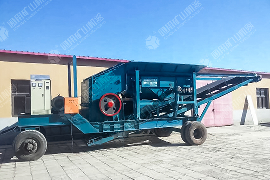 移動破碎站訂貨現(xiàn)場 移動破碎站訂貨現(xiàn)場